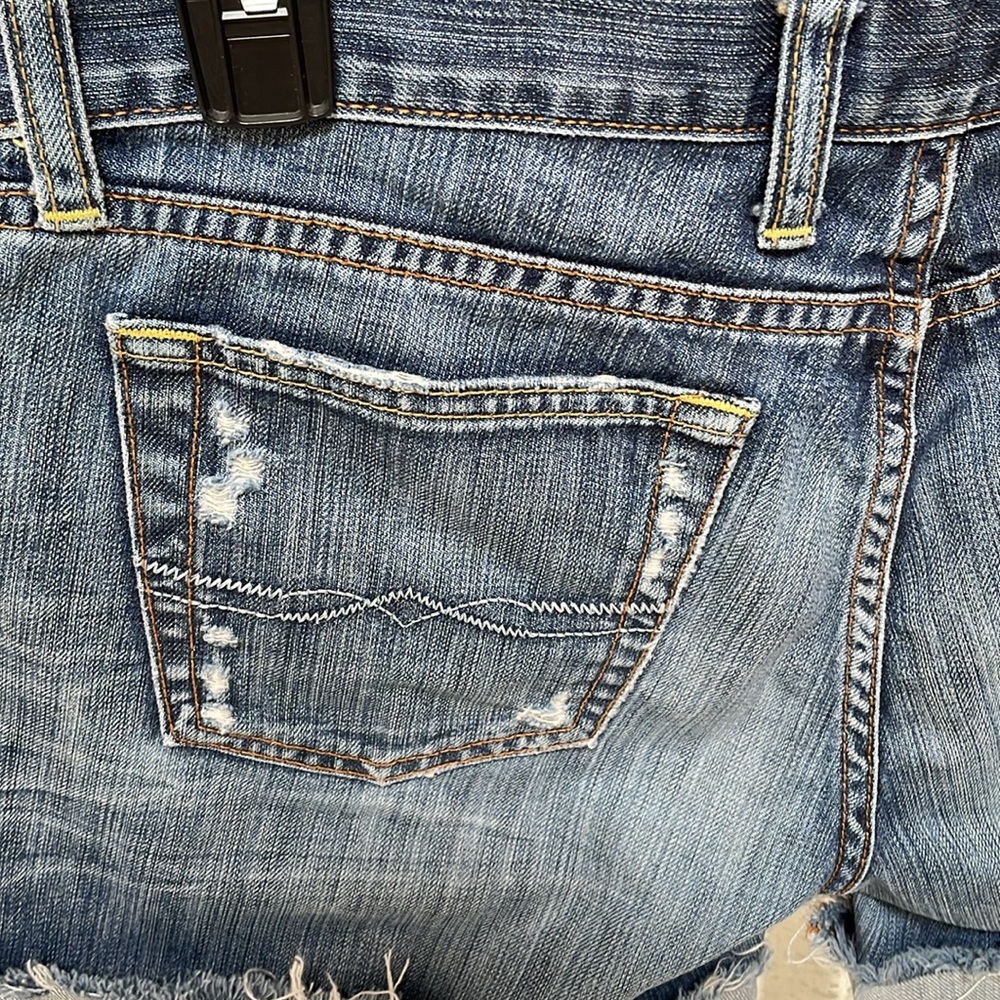 Lucky 🍀 Brand Riley Shorts - Picture 5 of 10